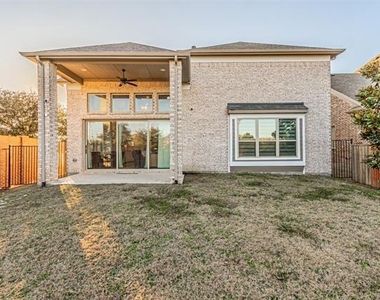 5317 Squeezepenny Lane - Photo Thumbnail 18