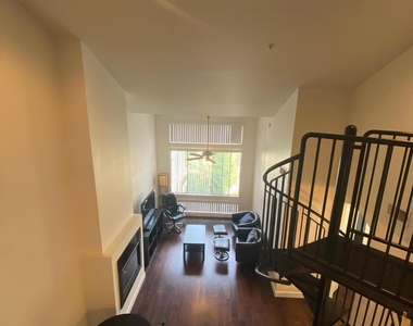 1701 E Colter Street - Photo Thumbnail 11