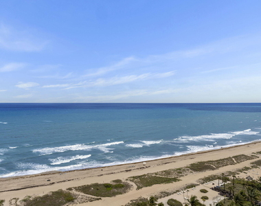 750 N Ocean Boulevard - Photo Thumbnail 2