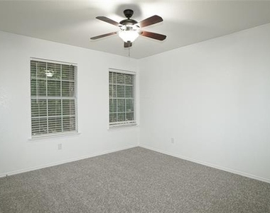 4006 Collin Court - Photo Thumbnail 19
