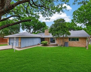 3204 Greenbriar Lane - Photo Thumbnail 20