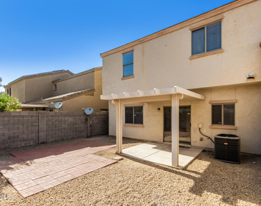 7007 W Mercer Lane - Photo Thumbnail 18