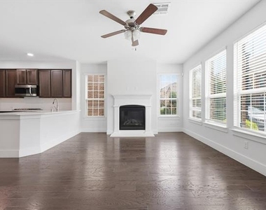 2419 Magalia Lane - Photo Thumbnail 7