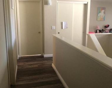 12860 W Monte Vista Road - Photo Thumbnail 4