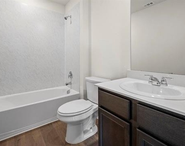 11304 West Pond Drive - Photo Thumbnail 24