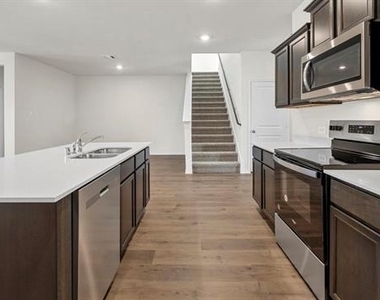 11304 West Pond Drive - Photo Thumbnail 8