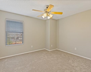 4717 Waterford Drive - Photo Thumbnail 23