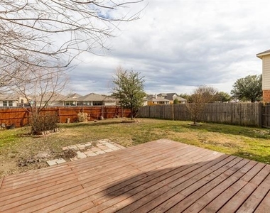 4717 Waterford Drive - Photo Thumbnail 20