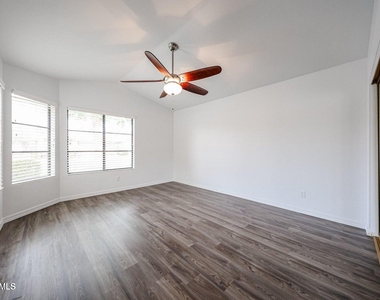 9429 E Camino Del Santo -- - Photo Thumbnail 16