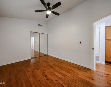 9429 E Camino Del Santo -- - Photo Thumbnail 11