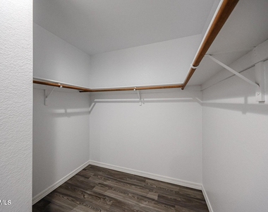 9429 E Camino Del Santo -- - Photo Thumbnail 23