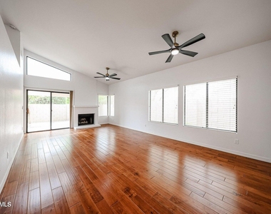9429 E Camino Del Santo -- - Photo Thumbnail 4