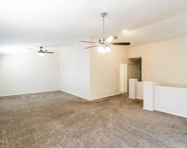 10821 W Taft Street - Photo Thumbnail 4