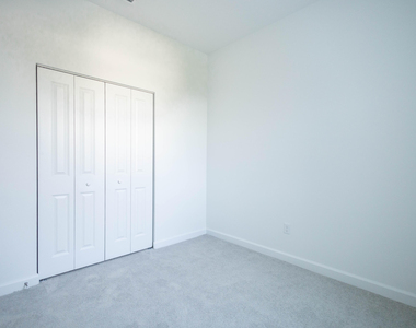 5303 Flannigan Way - Photo Thumbnail 5