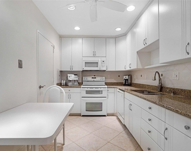 4250 Galt Ocean Drive - Photo Thumbnail 15