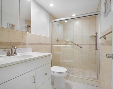 4250 Galt Ocean Drive - Photo Thumbnail 19