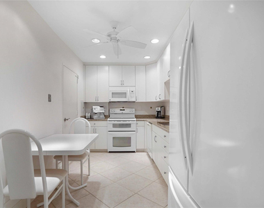 4250 Galt Ocean Drive - Photo Thumbnail 14