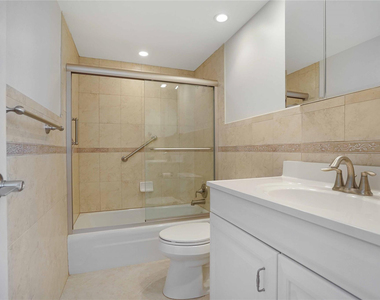 4250 Galt Ocean Drive - Photo Thumbnail 23