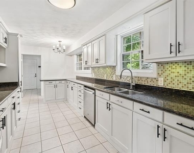 9028 Fringewood Drive - Photo Thumbnail 14