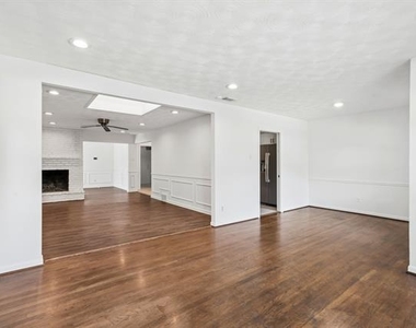 9028 Fringewood Drive - Photo Thumbnail 3