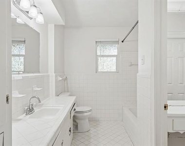 9028 Fringewood Drive - Photo Thumbnail 18