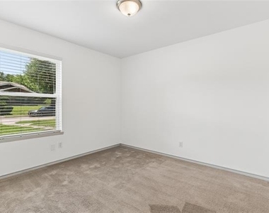 5517 Castleview Lane - Photo Thumbnail 24