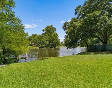5517 Castleview Lane - Photo Thumbnail 35