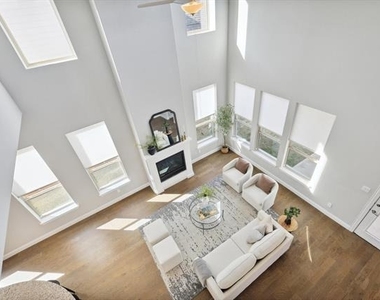 727 Waterbrook Parkway - Photo Thumbnail 11