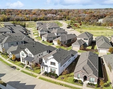 727 Waterbrook Parkway - Photo Thumbnail 32