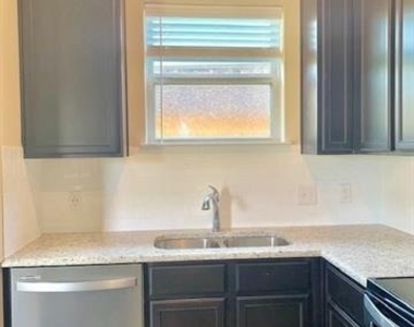 5936 Garnet Hill Lane - Photo Thumbnail 14