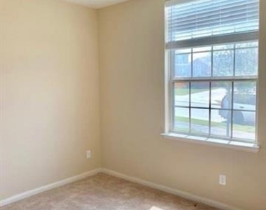 5936 Garnet Hill Lane - Photo Thumbnail 21