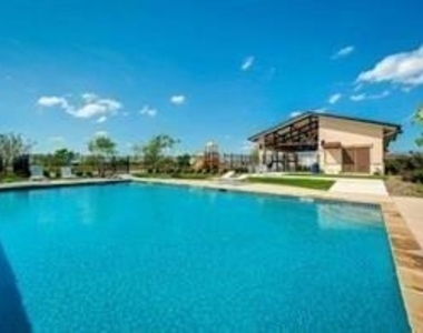 5936 Garnet Hill Lane - Photo Thumbnail 29
