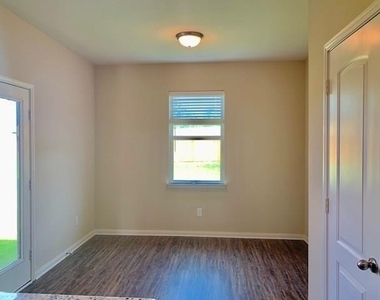 5936 Garnet Hill Lane - Photo Thumbnail 15