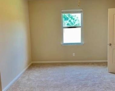 5936 Garnet Hill Lane - Photo Thumbnail 18