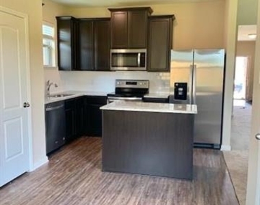 5936 Garnet Hill Lane - Photo Thumbnail 11
