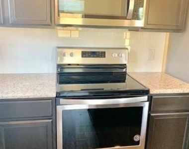 5936 Garnet Hill Lane - Photo Thumbnail 13
