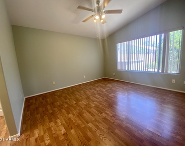 14562 W Moccasin Trail - Photo Thumbnail 9