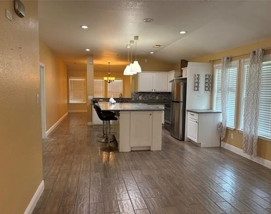700 Stonedale Drive - Photo Thumbnail 1