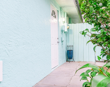 1831 Sw Fears Avenue - Photo Thumbnail 8