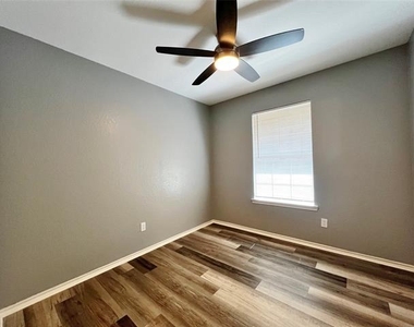 1010 S Retta Street - Photo Thumbnail 21