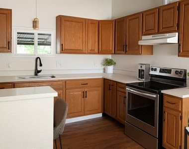 307 W Trunk Street - Photo Thumbnail 1