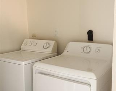 307 W Trunk Street - Photo Thumbnail 2