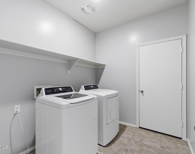 17878 N Pietra Road - Photo Thumbnail 27