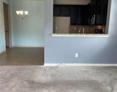 3049 Peyton Brook Drive - Photo Thumbnail 7