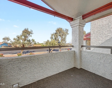 10610 S 48th Street - Photo Thumbnail 24