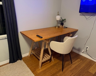 13428 Georgian Court - Photo Thumbnail 18