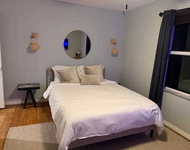 13428 Georgian Court - Photo Thumbnail 17