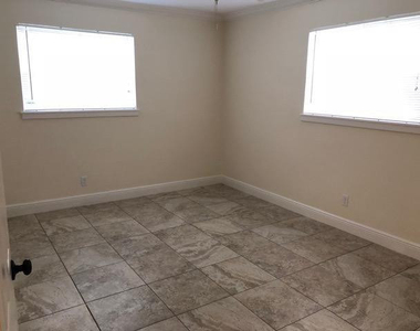 18966 Se Southgate Drive - Photo Thumbnail 13