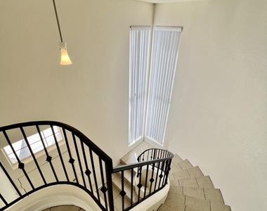 839 S Westwood -- - Photo Thumbnail 3