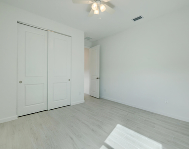 12712 Sw Eleanor Drive - Photo Thumbnail 28